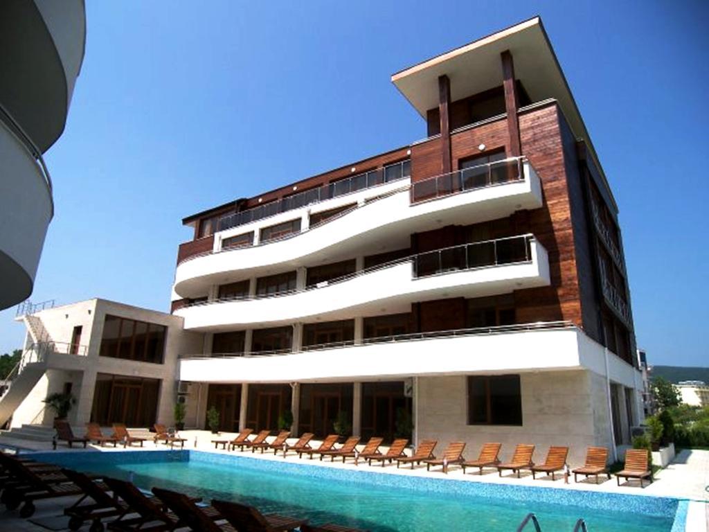 Eden - Menada Apartments Pantai Sunny Bagian luar foto
