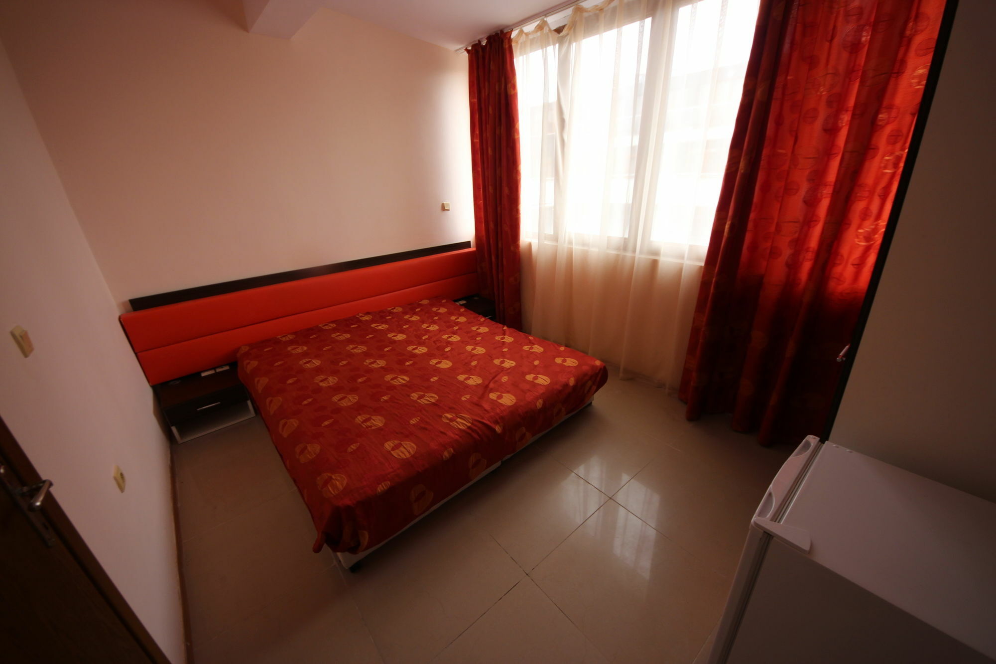 Eden - Menada Apartments Pantai Sunny Bagian luar foto
